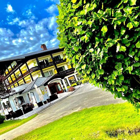 Landhotel GrünWies - Festtagsbuffett incl Lohberg Exterior foto